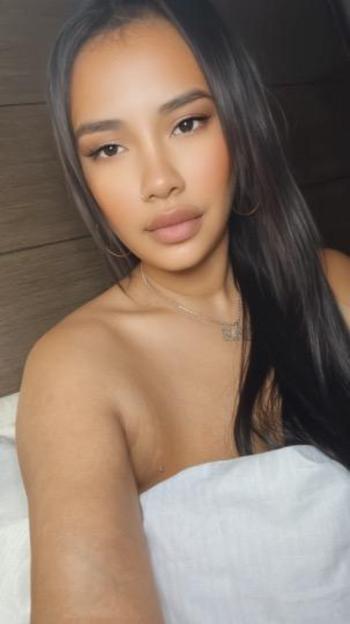 Dream , 28  female escort, Salem