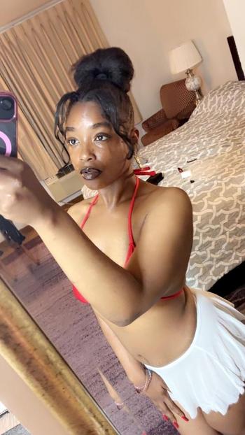 Promise , 21  female escort, Salem