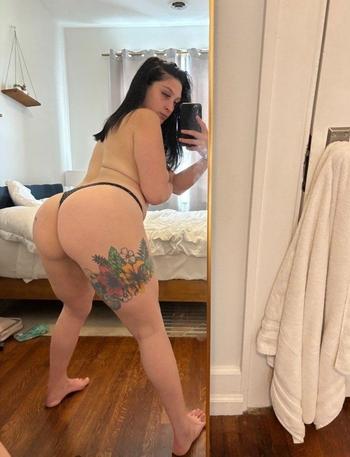 210-984-4451, 24  female escort, Salem